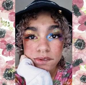 Meet your Posher, Karina